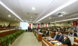 Karabağlar’da 7 milyarlık bütçe ertelendi! Mecliste tansiyon yükseldi