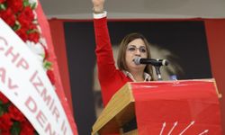 “Kınamıştı, şimdi dua ediyorum!" Bayraklı Meclisi’nde dikkat çeken gönderme