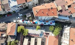Konak Belediyesi’nden 5 okulun kullandığı sokağa güvenli dokunuş: Kaos bitti, veliler nefes aldı!