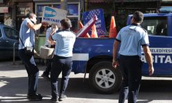 Konak’ta kaldırım işgaline geçit yok: Duba ve reklam panoları kaldırıldı