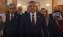 Özgür Özel'den genel kurulu terk etmelerine ilişkin açıklama: “Dinlemeye harcayacak vaktimiz yok”