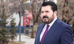 AK Partili Savcı Sayan ''Bu kez içimizden vurulduk'' dedi ve ekledi: Hırsızın partisi olmaz!