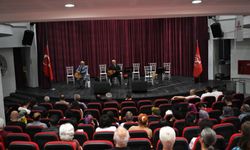 Sözün ve sazın efendileri Bornova’da buluştu: Unutulmaz aşıklar gecesi!