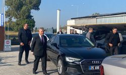 İzmir siyasetinde tarihi zirve! Tugay’dan İnciraltı’nda Cumhur İttifakı masası! İl başkanları da katıldı!