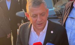 Özel’den İzmir’e yakın markaj: “Artık ben de İzmir milletvekiliyim!”