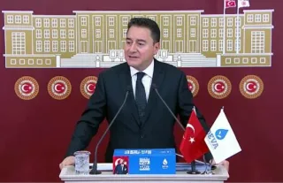 Ali Babacan: “Gazze için, iktidar muhalefet demeden taşın altına elimizi ‘birlikte’ koymalıyız”