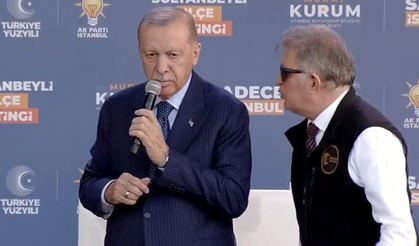Cumhurbaşkanı Erdoğan mitingde Murat Kurum'u sahneye çağırdı, görevli uyardı: Efendim onlar Sancaktepe'de!