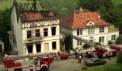 Almanya'nın Solingen kentinde ölümcül yangın: 2'si çocuk 4 Türk hayatını kaybetti