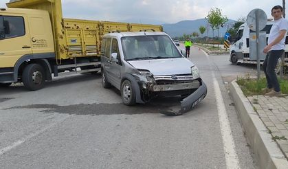 Bursa İnegöl'de korkutan kaza: 1'i çocuk 5 yaralı