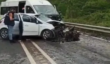 Arnavutköy'de 2 ayrı trafik kazası: 1 kişi hayatını kaybetti 8 kişi yaralandı!