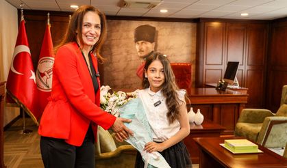 Karşıyaka'da 23 Nisan'da otizmli çocuklar ve hayvanlar için müjde! Küçük başkan Esma Yıldız taleplerini iletti!