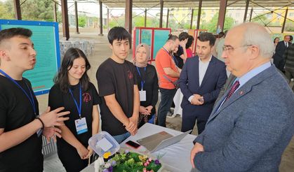 Aydın'da gençlerden ümit veren bilim fuarı