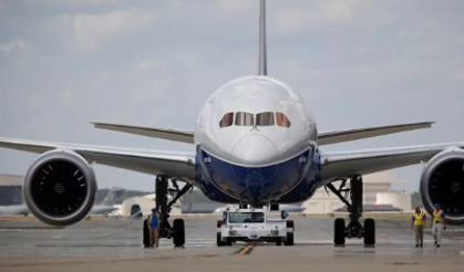 Boeing krizi: Mühendis uyarıyor, "Tüm 787 Dreamliner uçakları yere indirilmeli!"