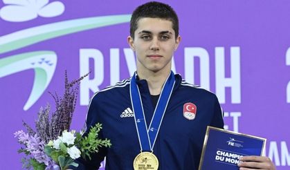 Türkiye bir altın madalya daha kazandı: Milli eskrimci Doruk Erolçevik dünya şampiyonluğunu kazandı!