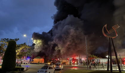 İzmir Çiğli'de bulunan fabrikada yangın!
