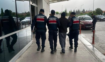 İzmir'de DEAŞ operasyonu: 11 şüpheli yakalandı, 2 firar!
