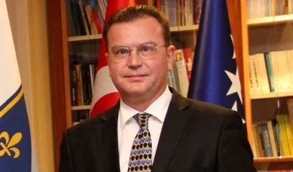 İzmir Büyükşehir Belediye Meclisi başkanvekili Mehmet Atilla Baysak kimdir?