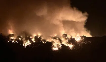 Artvin'de çöp deposunda metan gazı patlaması: Yangın söndürülmeye çalışılıyor!