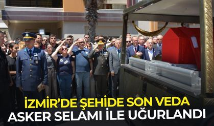 İzmir'de şehide son veda: Üsteğmen Ege Akar asker selamı ile uğurlandı!