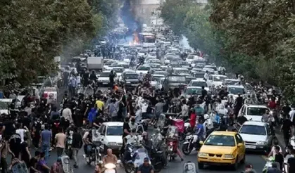 SON DAKİKA Ölü sayısı 36 oldu! İran'da iç savaş çanları!