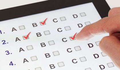 Ehliyet ve SRC sınav puanı düştü mü? Yeni sınav sistemi ve geçme notu kaç oldu?