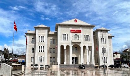 Muğla Seydikemer’de rüşvet iddiası: İki kamu görevlisi gözaltında