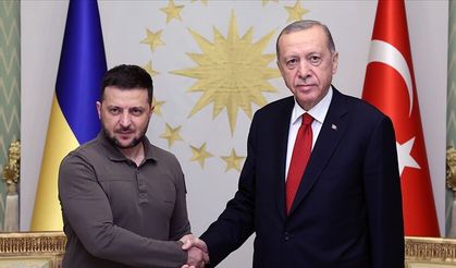 Cumhurbaşkanı Erdoğan ile Zelenskiy telefonda görüştü: “Barış müzakereleri hız kesmemeli”