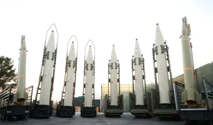 İran’dan altı dalga halinde harekat! Dimona’ya füze yağmuru