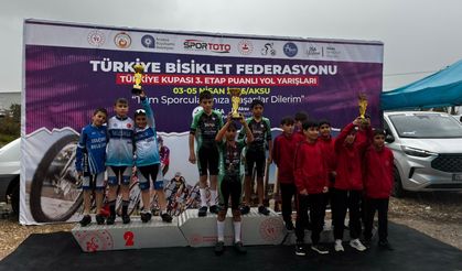 Akhisar İlçe SK Türkiye Kupası’nda zirvede