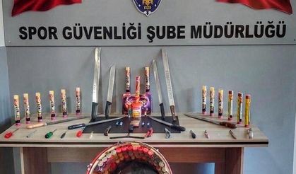 Göztepe taraftar otobüsünden cephanelik çıktı!