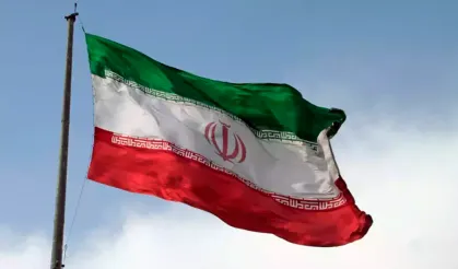 İran’dan ABD’nin Hürmüz hamlesine sert tepki: “Bölgeyi krize sürükler”