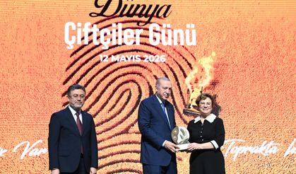 İflasın eşiğinden Cumhurbaşkanı Erdoğan'dan ödül almaya... Torbalılı çiftçinin büyük başarısı