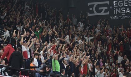 Karşıyaka basketbolda tarihi maça çıkıyor: Gözler Mustafa Kemal Atatürk Spor Salonu’nda
