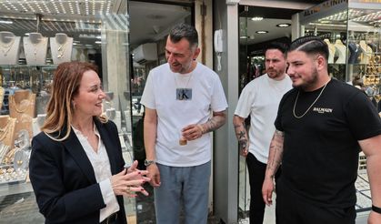 Başkan Nilüfer Çınarlı Mutlu’dan Kemeraltı ziyareti: “Bayram bereketi çarşımızdan eksik olmasın”