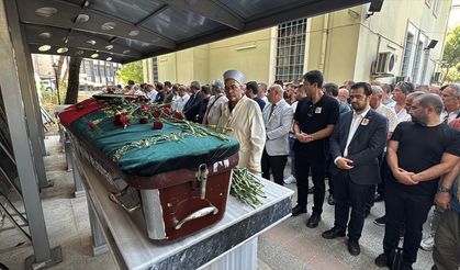 İzmir sağlık camiasını yasa boğan ölüm: Dr. Hakan Bayrakcı son yolculuğuna uğurlandı!