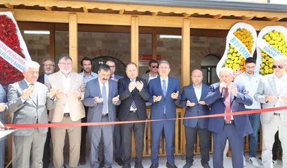 Bakırçay Üniversitesi’nde ilk saf tutuldu: Faruk Demir Camii törenle açıldı