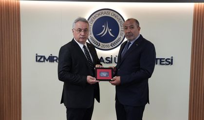 İzmir Demokrasi Üniversitesi’nde KVKK Farkındalık Eğitimi!