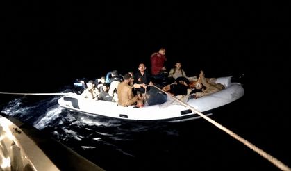 Urla açıklarında göçmen operasyonu: 18 düzensiz göçmen yakalandı