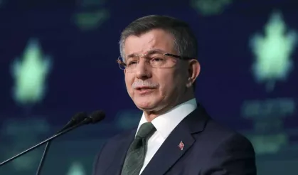 Ahmet Davutoğlu siyaseti bıraktı: Gelecek Partisi'nin de siyasi faaliyetlerine son verildi