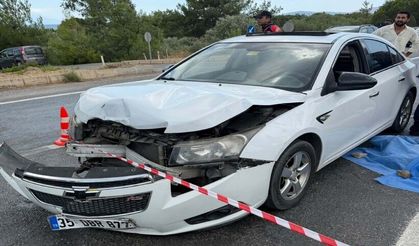 Menderes'te iki otomobil çarpıştı: Emniyet kemeri takılı olmayan sürücü öldü!