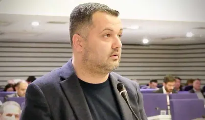 Buca Belediyesi'ndeki işten çıkarmalara AK Partili Oygur'dan 'adalet' tepkisi!