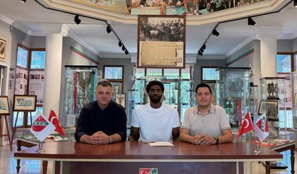 Karşıyaka, Muhaymin Mustafa transferini resmen açıkladı!