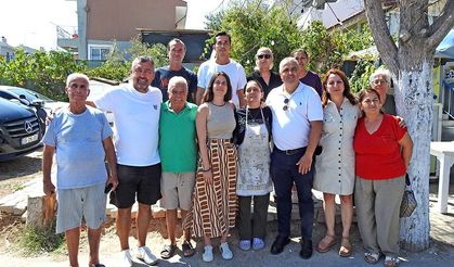 Tabelası bile asılmadan bin üyeyi aştılar: Yeni Parti Çeşme'de rekor katılım!