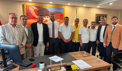 CHP İzmir İl Başkanı Utku Gümrükçü esnafla buluştu: Sorun ve talepleri dinledi