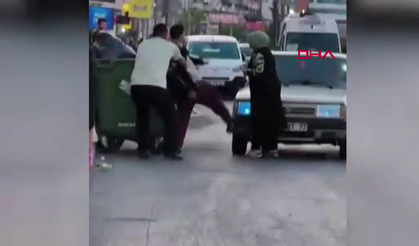 İzmir’de trafikte dehşet: Otomobilini tekmeleyen motosikletliye 180 bin lira ceza