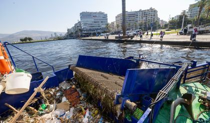 İzmir Körfezi'nden çıkan atık miktarı şaşırttı! Her yıl  bin 500 ton…