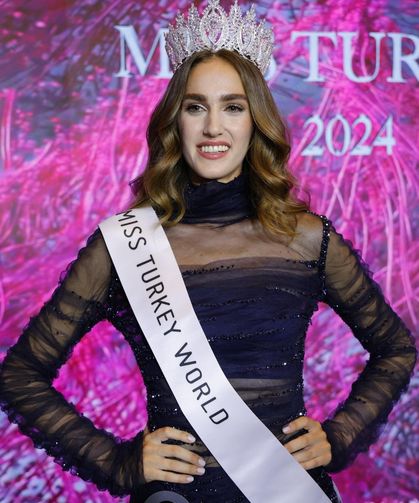 Bingöl'de göreve başlamamıştı: Miss Turkey 2024 güzeli İdil Bilgen yurt dışında ortaya çıktı!