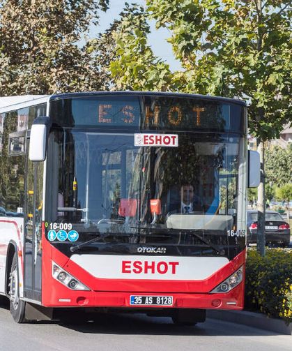 İzmir’de ulaşımda aksama: İki durak devre dışı