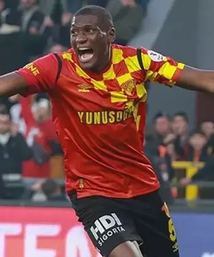 Göztepe yönetiminden Heliton kararı!