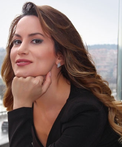 Yıldız Asyalı üçüncü kez evlendi!